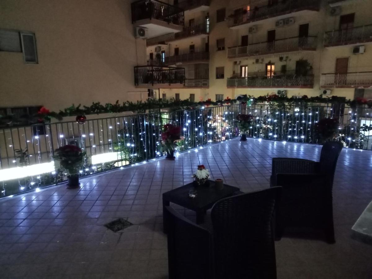 La Terrazza Di Monica & Teresa Bed & Breakfast Portici Exterior photo