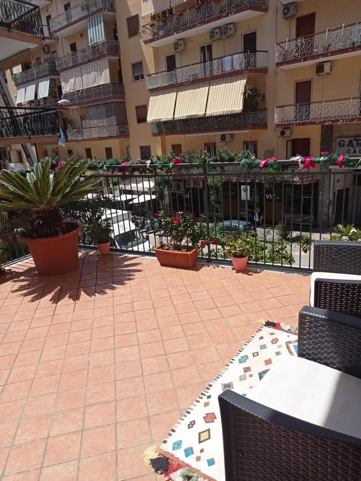 La Terrazza Di Monica & Teresa Bed & Breakfast Portici Exterior photo
