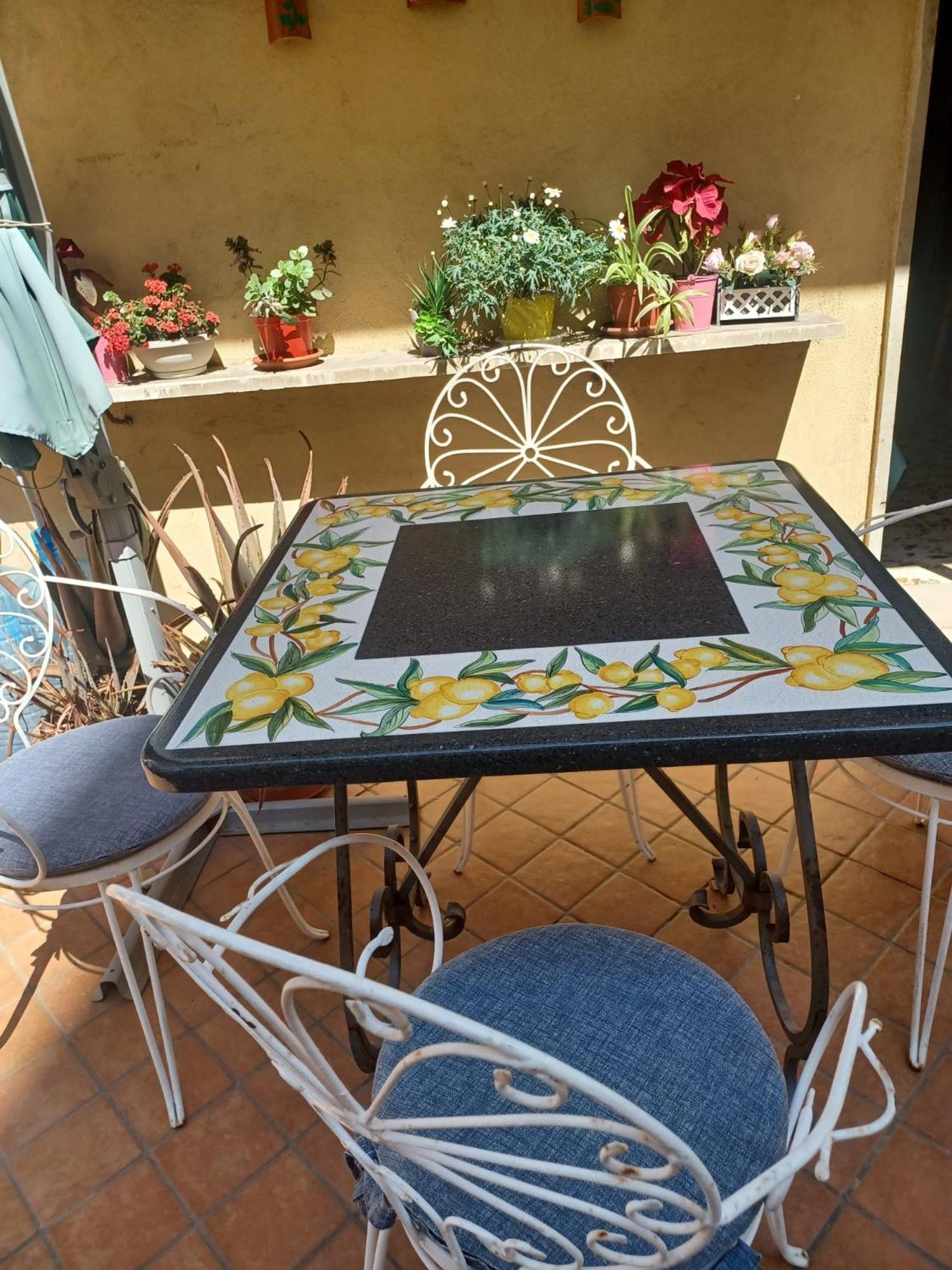 La Terrazza Di Monica & Teresa Bed & Breakfast Portici Exterior photo